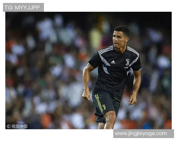 足球明星魅力尽显的高清壁纸分享让你随时感受绿茵场上的激情与荣耀 足球明星魅力尽显的高清壁纸分享让你随时感受绿茵场上的激情与荣耀